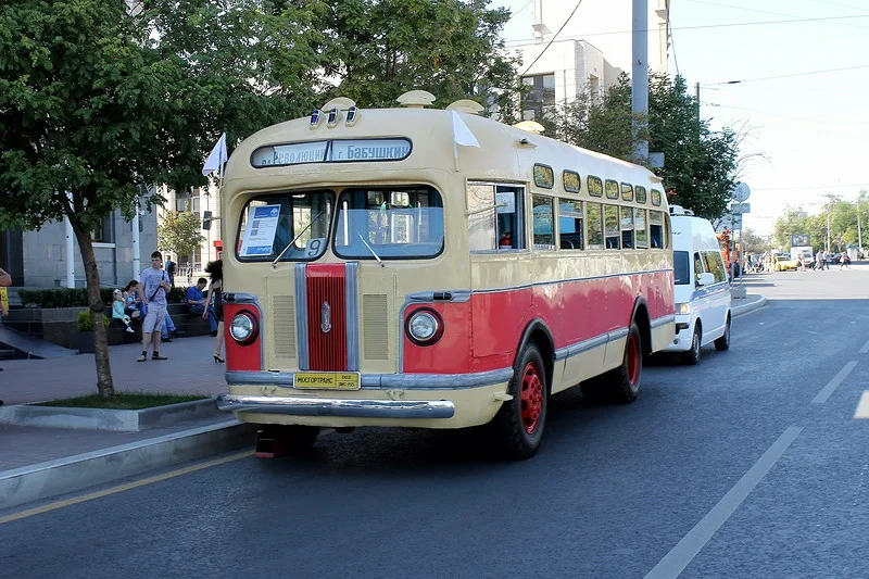 Автобус  ЗИС-155 основная модель автобусных парков с начала 50-х до середины 60-х годов