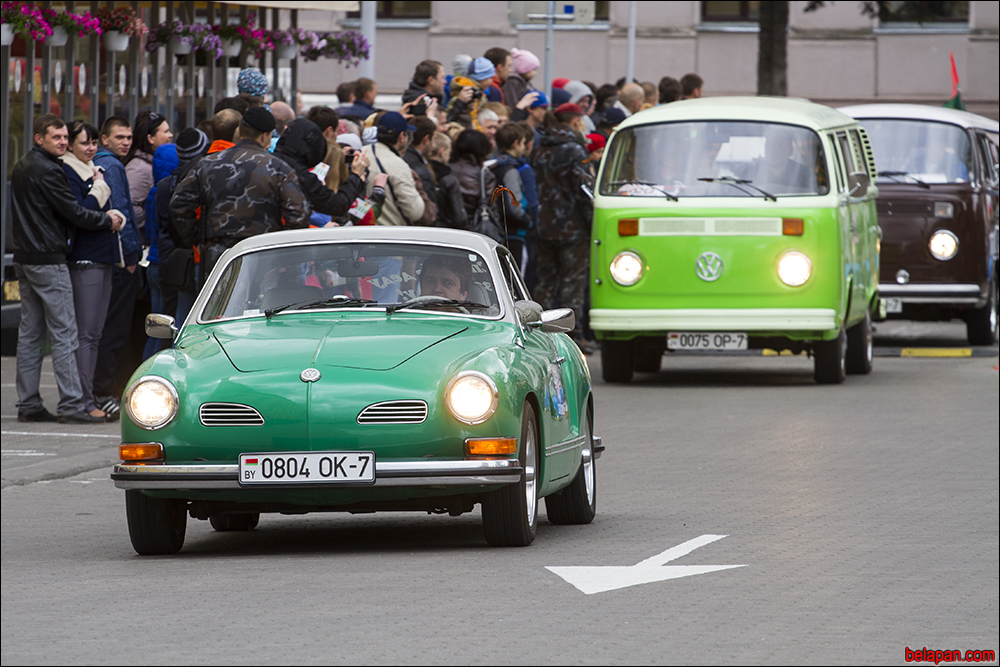 Ретро автомобили. Слет классических и ретроавтомобилей в Минске  - 2015. Картинка
