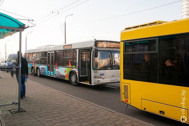 Аэропорт Минск-2. Как добраться до Аэропорта? Автобус в Аэропорт в Аэропорт. Фото