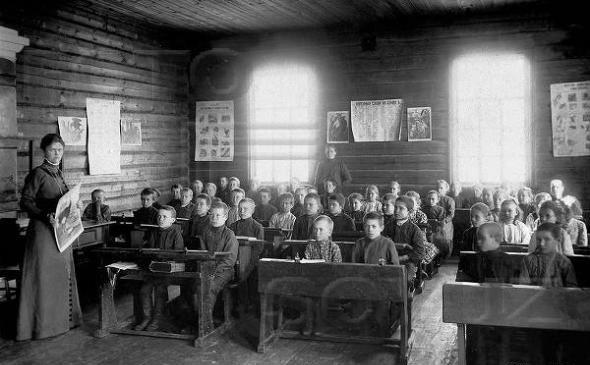 Школьный класс 19 века. фото