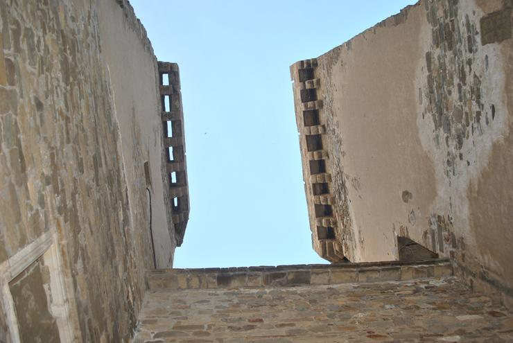 Стены Генуэзской крепости в Судаке. Фото Судака